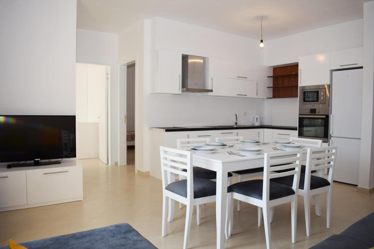 Elin Apartment - 085 Vlorë Εξωτερικό φωτογραφία