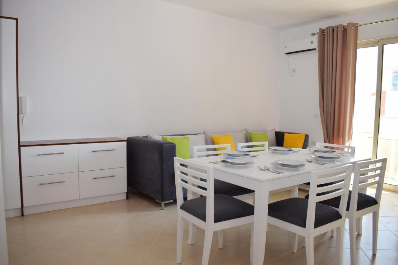 Elin Apartment - 085 Vlorë Εξωτερικό φωτογραφία